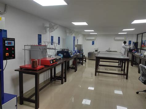 Textile Testing Laboratory 的图像结果