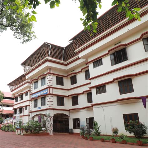 Bhavan's Munshi Vidyashram Thiruvankulam