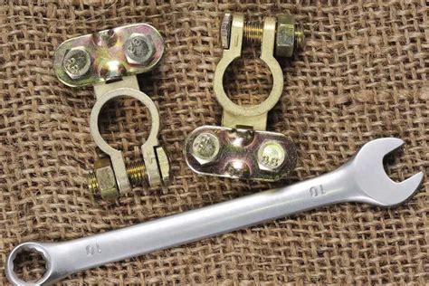 Replacing Battery Terminals 的图像结果