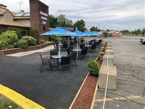 Gridiron Sports Bar Restaurant Info and Reservations