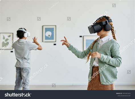 VR Stock Images 的图像结果