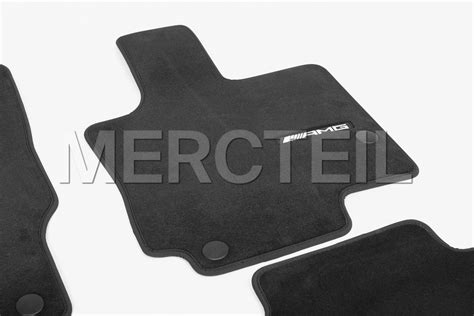 Buy the spare part Mercedes-Benz A16768017089J74 floor mat