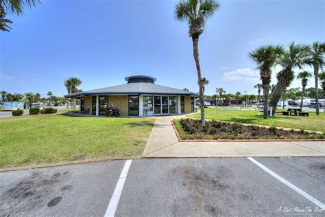 Beach Rental Amenities | Venture Out Rentals PCB