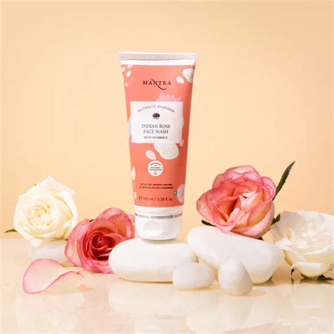 Mantra Indian Rose Face Wash With Vitamin C 100ml – rawalbeauty.in
