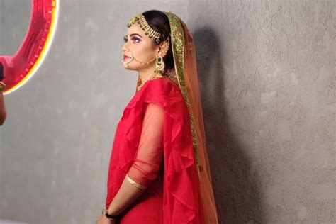 Yogi Makeovers, Dwarka - Makeup Artist - Sector 12, Dwarka - Weddingwire.in