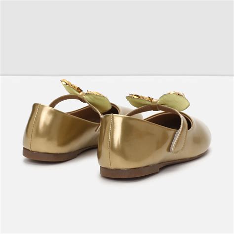 Buy Girls Embellished Bow Mary Janes Online at just Rs. 699.0 ...