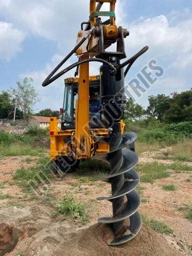 Hydraulic Earth Auger Tractor Operated Manufacturer, Supplier from Tirupur