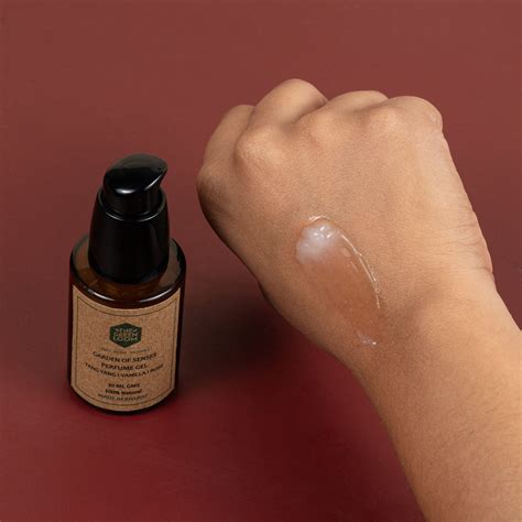 GARDEN OF SENSES PERFUME GEL – The Green Loom