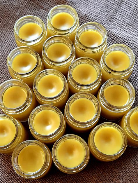 DIY Natural Pain Relief Cream: Herbal Anti-Inflammatory Balm for Aches and Pain