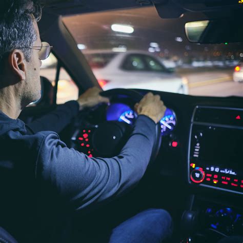 Staying Safe While Driving at Night — RISE INSURANCE