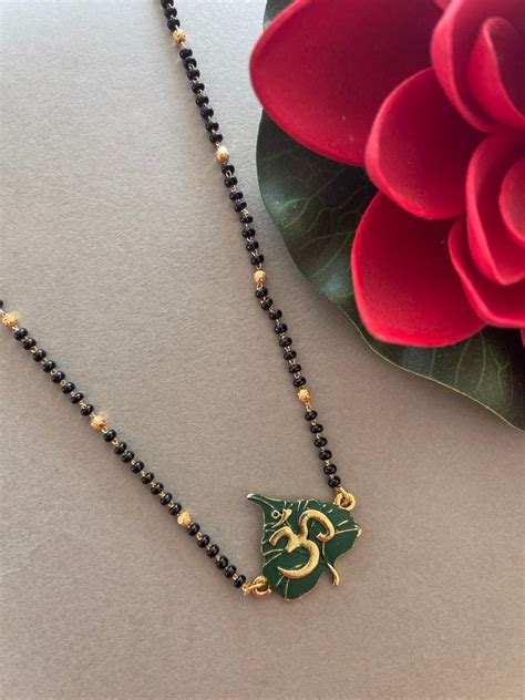 Long Gold Mangalsutra Designs Latest | Artificial Mangalsutra Design ...