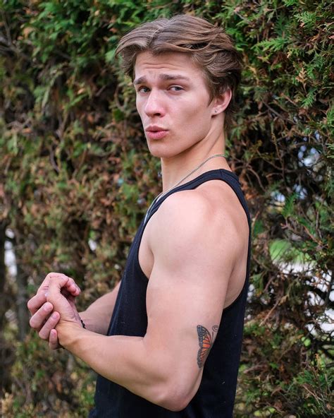 Picture of Alex Sampson in General Pictures - alex-sampson-1685237042.jpg | Teen Idols 4 You