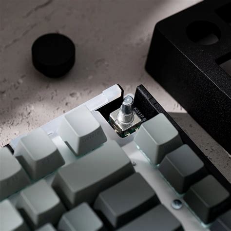 MonsGeek M1 V5 TMR Magnetic Keyboard