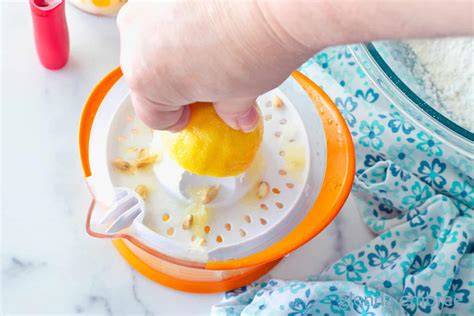 Lemon Bars with Shortbread Crust, Easy and Delicious - Glenda Embree