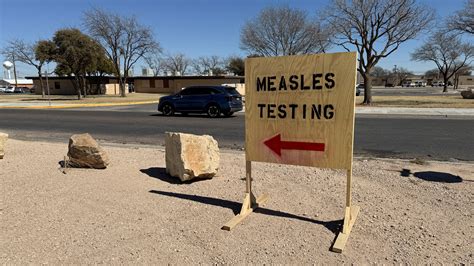 Unvaccinated Child Dies of Measles in Texas Outbreak - The New York Times