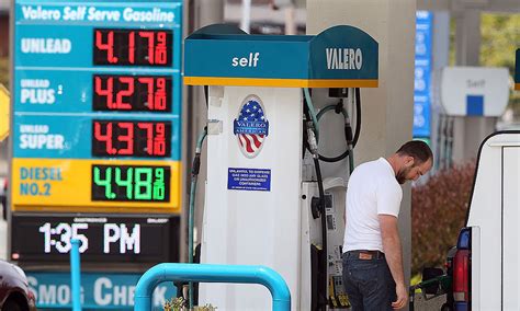 La gasolina en EE. UU. alcanza máximos no vistos desde 2008 - Periódico ...