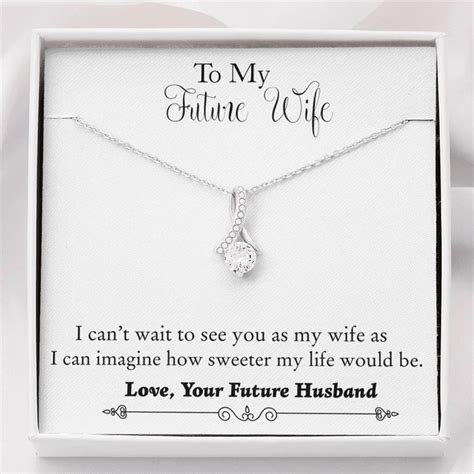 Buy the Best Gift for your wife to be by Fabunora | Gift for Fiancée