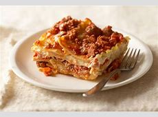 Lasagna Recipe with White and Red Sauce