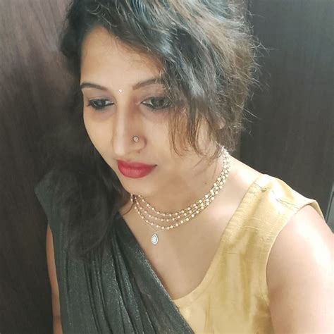 Carly Pearl Short Neckpiece – Adore By Priyanka