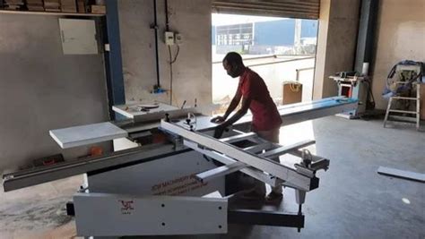 Panel Saw Machines - 3200D Sliding Table Panel Saw Trader - Retailer ...