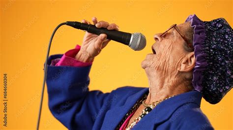 Image result for Toothless Lady Singing