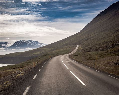 Download wallpaper 1280x1024 road, turn, slope, mountain standard 5:4 ...