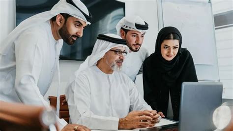 UAE : कम्पनियों के लिए Emiratisation target पूरा करना अनिवार्य, 30 जून ...