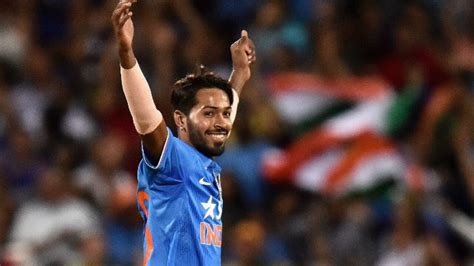 Australian legend Adam Gilchrist named Hardik Pandya in his top five ...