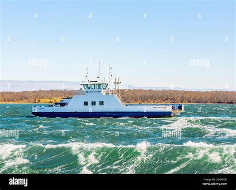 Choppy seas ferry hi-res stock photography and images - Alamy
