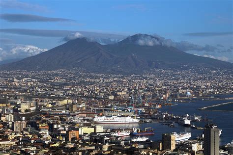 What Volcano Is Located Near Naples