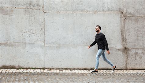 Brisk Walking: Ultimate Guide with Benefits & Techniques | FITPASS