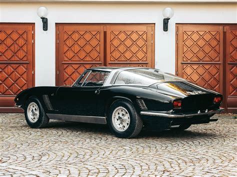 This Rare 1971 Iso Grifo Is a 1-of-4 Series II Targa Vehicle, Packs 327 Chevy V8 - autoevolution