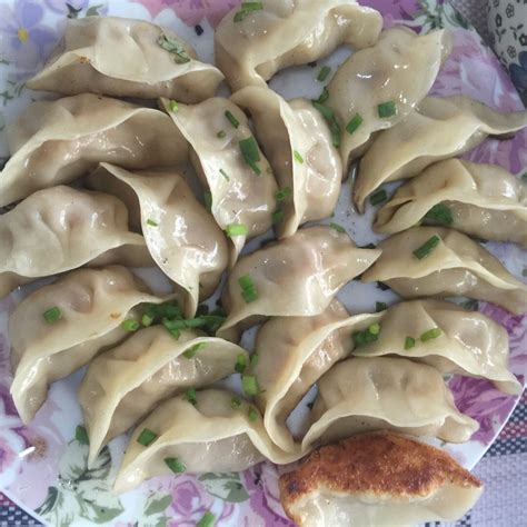 生煎饺子怎么做_生煎饺子的做法_豆果美食