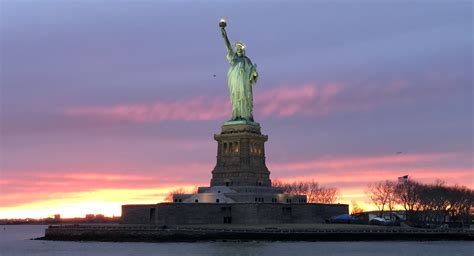 New York Statue Of Liberty And City Night Brooklyn Bridge Statue ...