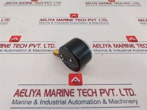 Wika Cl.1.6 Pressure Gauge 0-100 Mbar – Aeliya Marine
