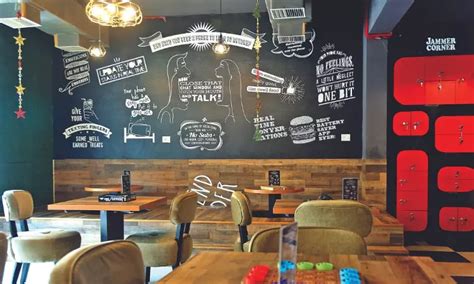 A cafe that is all about digital declutter