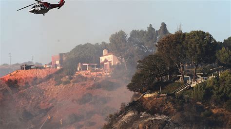 Palisades Fire That Damaged Multimillion-Dollar Pacific Palisades Homes ...