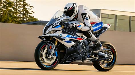 TopSpeed's Best Sports Bike Of 2024: BMW S 1000 RR