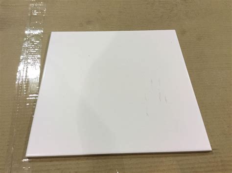 12 x 12 Ceramic Tile - Matte White (12 Tiles)