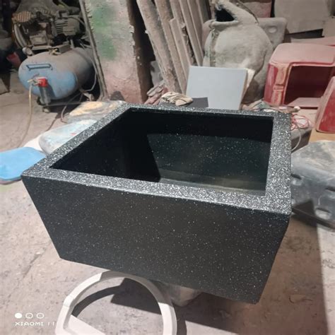 FRP Planters - Fiberglass oval Planter Manufacturer from Pune