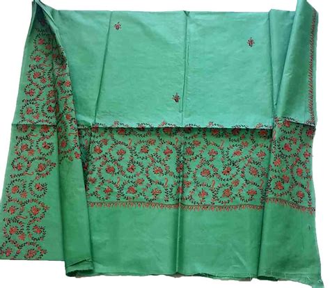 Green Embroidered Sozni Work Kashmiri Silk Saree - Luxurionworld