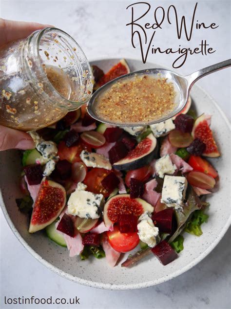 Simple Red Wine Vinaigrette - Lost in Food