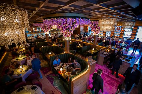 These Columbus Restaurants Give Off Major Vacation Vibes