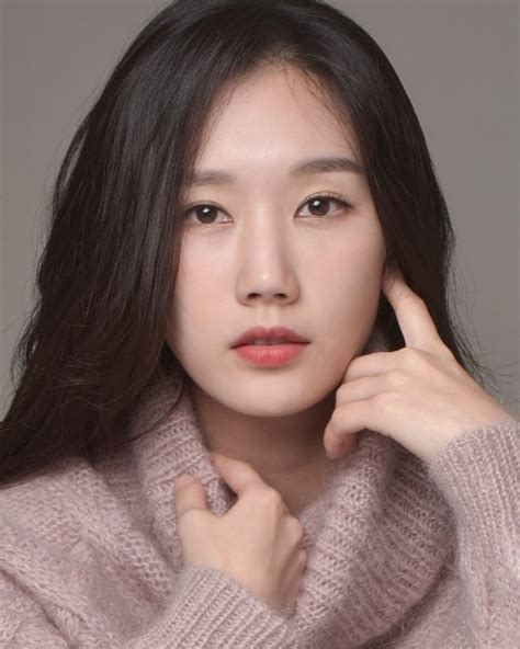 Korean photoshoots: Oh Yeon Seo - Harper