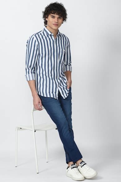 Buy Men Blue Super Slim Fit Stripe Full Sleeves Casual Shirt Online ...