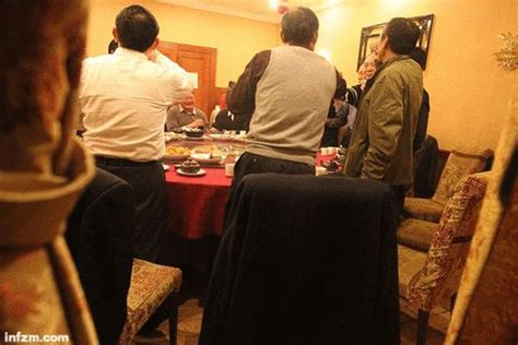 官员：省委书记视察吃自助餐 接待方安排50个菜-搜狐新闻