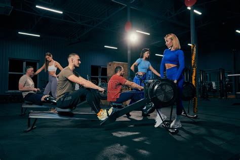 People Doing Sports 的图像结果