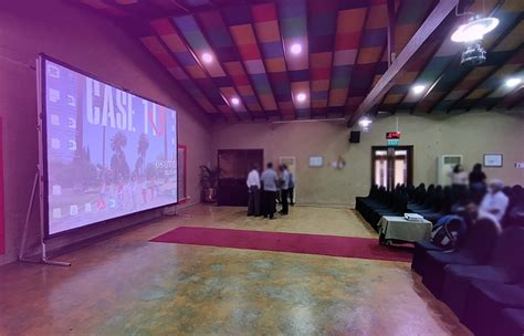 Multimedia Projector Using 的图像结果