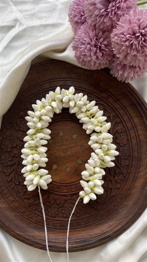 Real look like Jasmine Flower / Mallipoo - Kattam