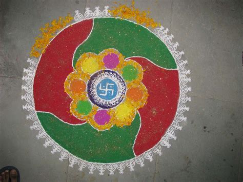 1000+ latest Deepavali rangoli Designs Rangoli photos Happy Diwali Rangoli